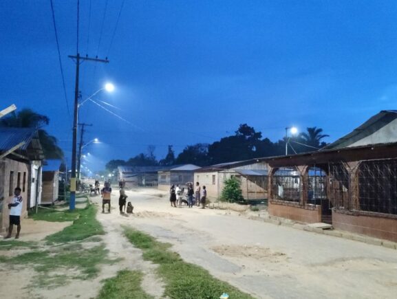 Iluminação de LED chega a Belém do Solimões, segunda maior área indígena do país