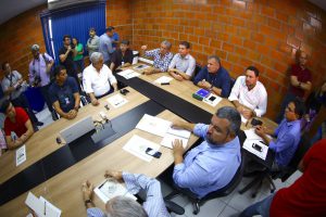 Imagem da notícia - Governo do Estado e Prefeitura de Manaus firmam parceria para obras da Avenida das Flores