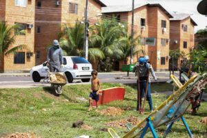 Imagem da notícia - Reforma dos Residenciais do Prosamim beneficia 12 mil pessoas