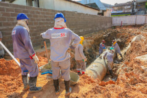 Imagem da notícia - Governo avança com as obras de drenagem no igarapé Mestre Chico
