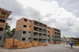 Imagem da notícia - Governo do Estado publica editais para construção de 240 unidades habitacionais pelo Amazonas Meu Lar